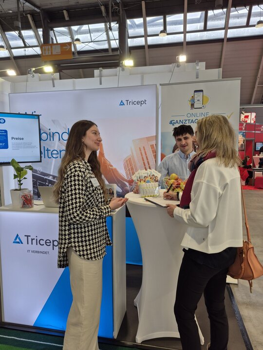 Tricept auf der Didacta 2025: Azubis präsentieren digitale Lösung für den Ganztagsschulbetrieb