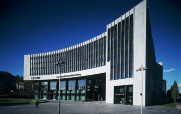 IAM - Identitäts- und Zugriffsmanagement: Umstellung aller IT-Systeme auf ein zentrales Berechtigungssystem